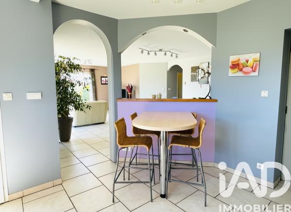Maison à vendre 6 pièces 108 m² Lys-Haut-Layon