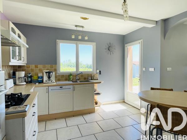 Maison à vendre 6 pièces 108 m² Lys-Haut-Layon