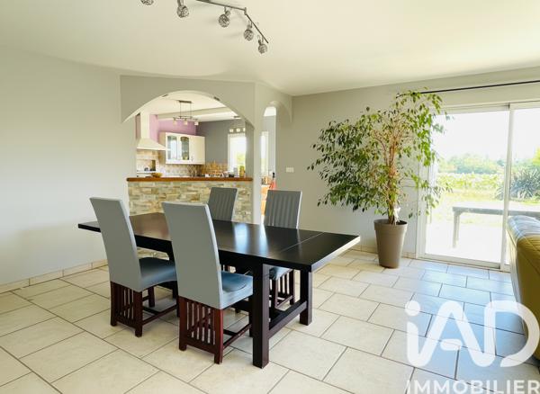 Maison à vendre 6 pièces 108 m² Lys-Haut-Layon