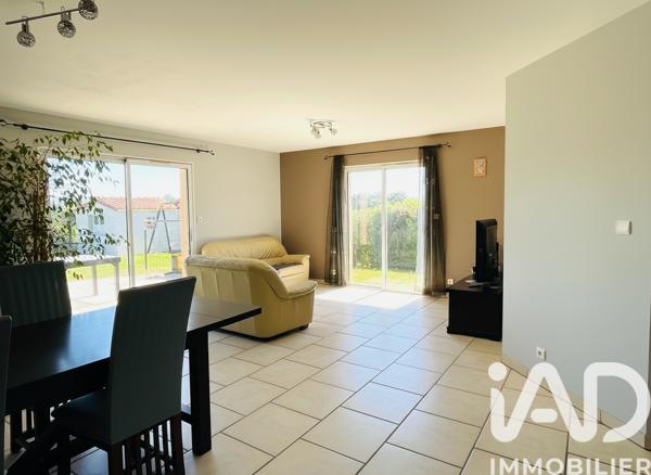 Maison à vendre 6 pièces 108 m² Lys-Haut-Layon