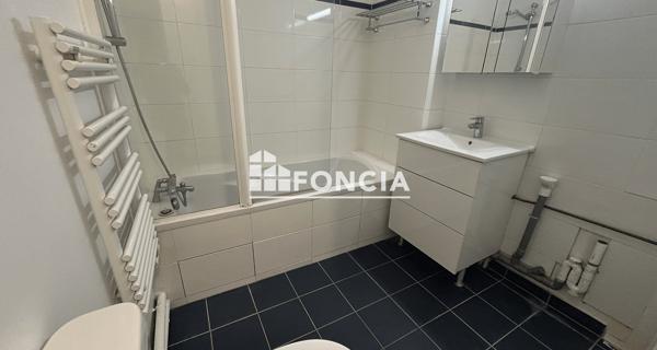 Location Appartement 4 pièces 97.2 m² - Châtenay-malabry 92290