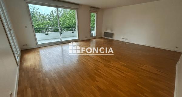 Location Appartement 4 pièces 97.2 m² - Châtenay-malabry 92290