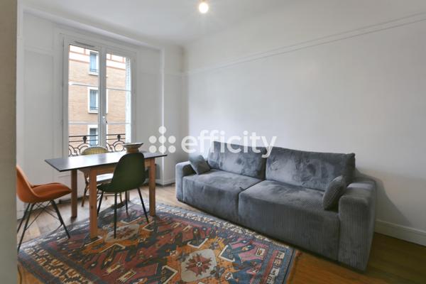 Appartement
         2 pièces
        - 36 m² 263 000 € *