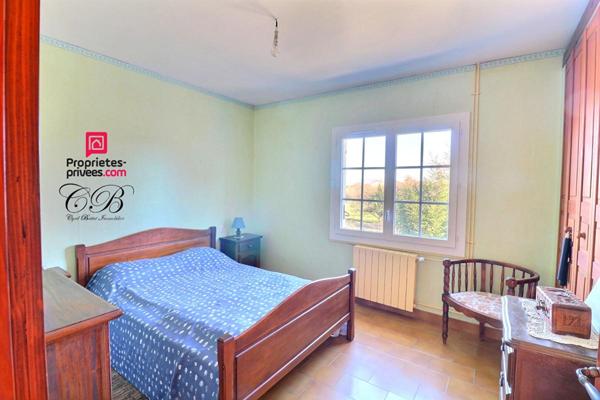 MAISON FAMILIALE - 180 m² habitables - Terrain plat > 6 000 m²