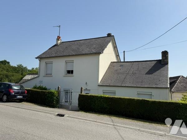 Une maison individuelle sur la commune déléguée de BRICQUEBEC, proche centre-ville