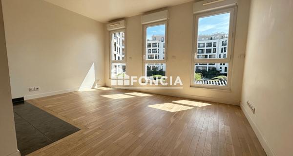 Location Studio 25.8 m² - Issy-les-moulineaux 92130