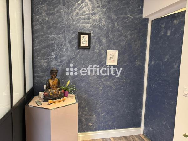 Fonds De Commerce
        
        - 239 m² Exclusivité 300 000 € *