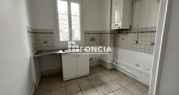 Location Appartement 4 pièces 87.14 m² - Nogent-sur-marne 94130
