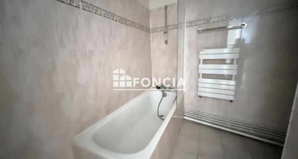 Location Appartement 4 pièces 87.14 m² - Nogent-sur-marne 94130