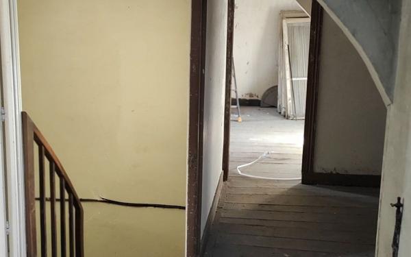 Immeuble à vendre    9 pièces •  Poitiers