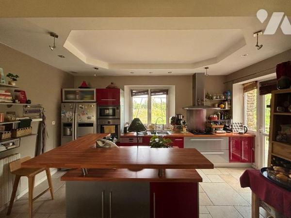 NOUVEAUTE Trente-Cinq Notaires ! 

Sur la commune de NOYAL-CHATILLON, à moins de 5 minutes du...