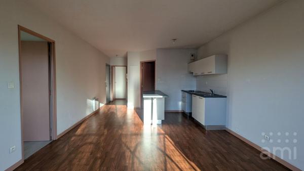 CENON -  APPARTEMENT T2 AVEC PARKING