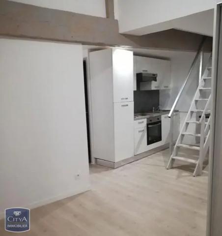Appartement à louer 2 pièces 29.9m² Albias (82350)