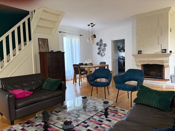 Maison Maisons Laffitte Loyer 3 800 €/mois **  - Référence  13614