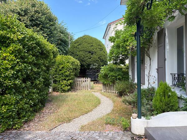 Maison Maisons Laffitte Loyer 3 800 €/mois **  - Référence  13614