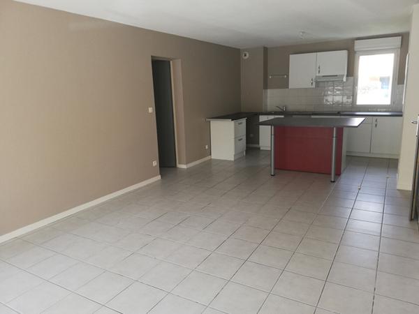 Appartement à vendre T3 rez-de-chaussée DAX 2 chambres terrasse parking