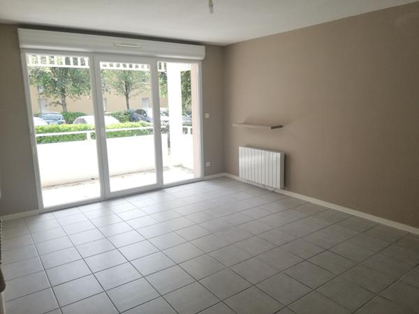 Appartement à vendre T3 rez-de-chaussée DAX 2 chambres terrasse parking