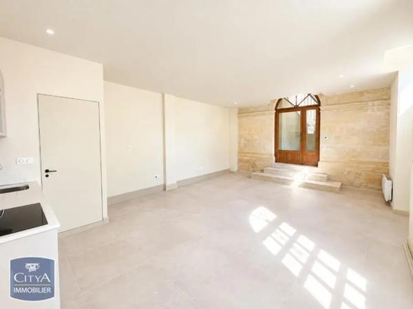 Appartement à louer 3 pièces 78.78m² Chinon (37500)