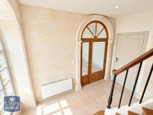 Appartement à louer 3 pièces 78.78m² Chinon (37500)