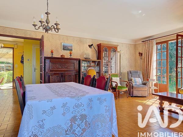 Maison à vendre 7 pièces 208 m² Générac