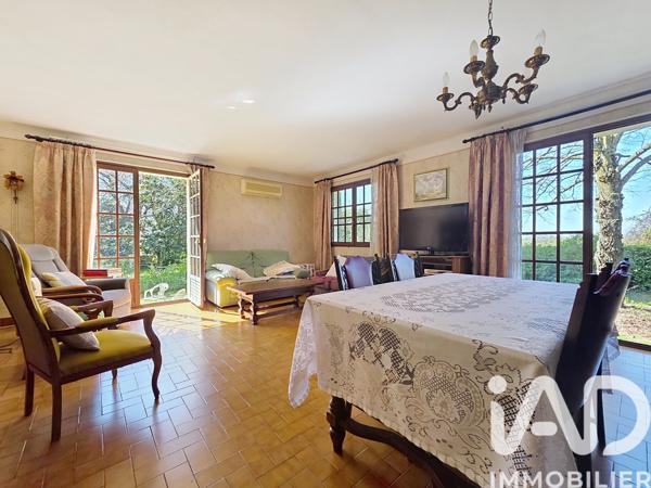 Maison à vendre 7 pièces 208 m² Générac