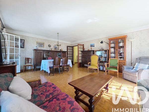 Maison à vendre 7 pièces 208 m² Générac