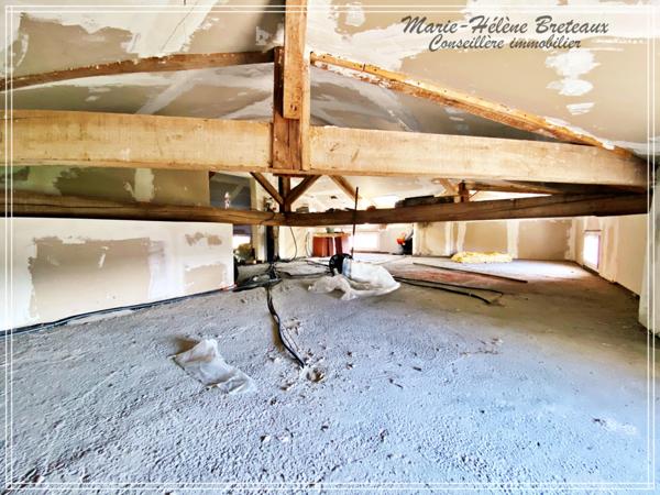 Maison à vendre 6 pièces BON ENCONTRE (47)Grande maison familiale de 170m² avec jardin, double garage et nombreuses possibilités, 3 entrées.