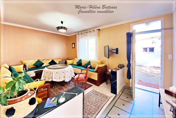 Maison à vendre 6 pièces BON ENCONTRE (47)Grande maison familiale de 170m² avec jardin, double garage et nombreuses possibilités, 3 entrées.