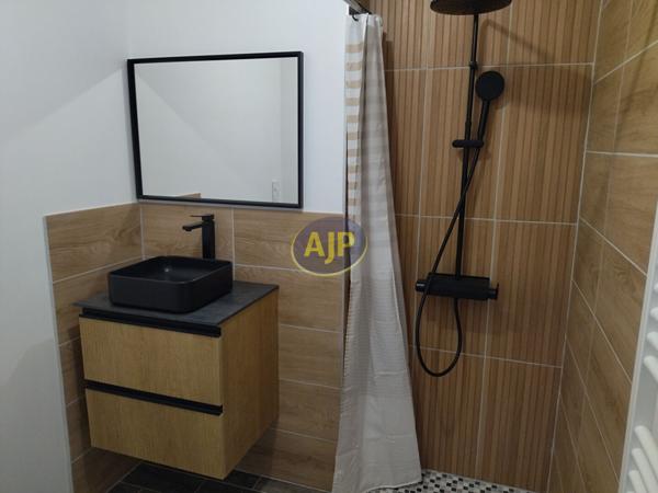 Maison à louer Evellys : 5 pièces, 104m² avec 4 chambre(s) à 1 078€ - AJP Immobilier Pontivy