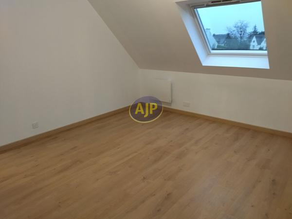 Maison à louer Evellys : 5 pièces, 104m² avec 4 chambre(s) à 1 078€ - AJP Immobilier Pontivy