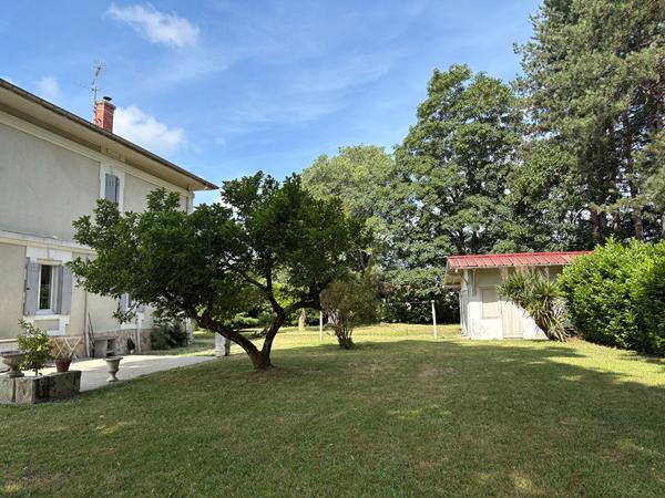 Maison Pontonx Sur L Adour 8 pièce(s) 260 m2 , Pontonx sur l adour
