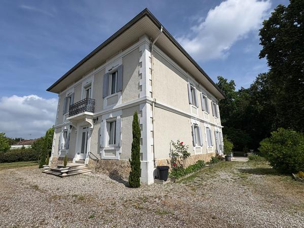 Maison Pontonx Sur L Adour 8 pièce(s) 260 m2 , Pontonx sur l adour
