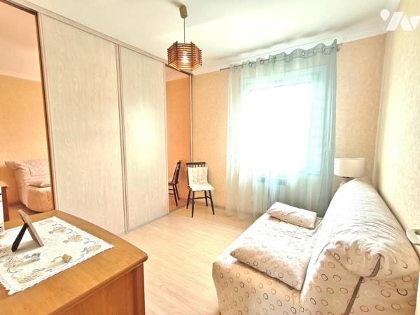 MAISON A BETHENY - VIAGER OCCUPEE 1 TETE  (81 ans)