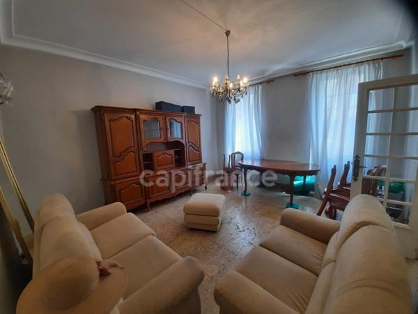 ALBI CENTRE MAISON DE VILLE AVEC GARAGE ET JARDIN