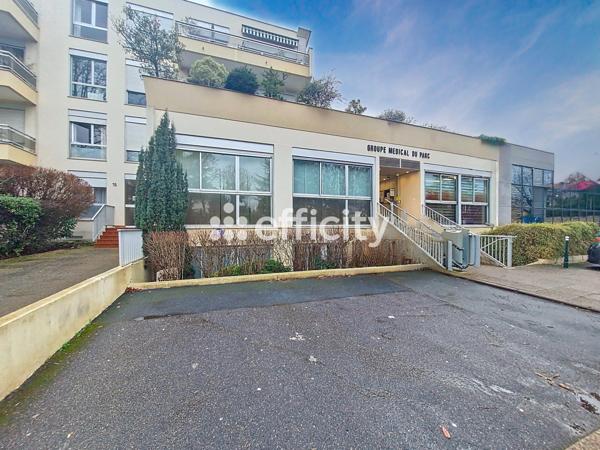 Local Commercial 5 pièces - 94 m²