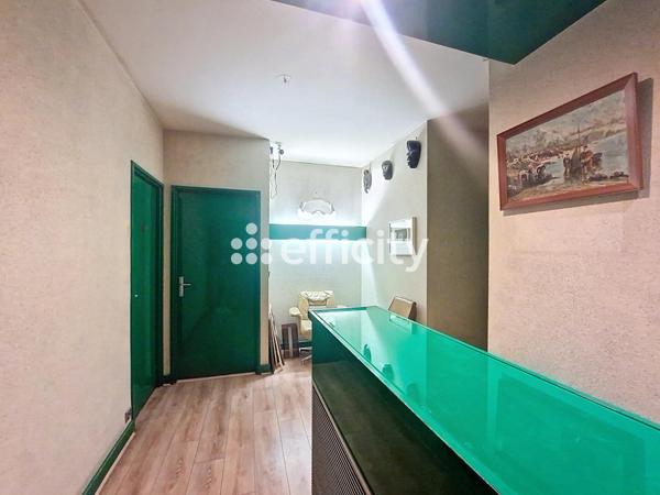 Local Commercial 5 pièces - 94 m²