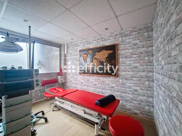 Local Commercial 5 pièces - 94 m²