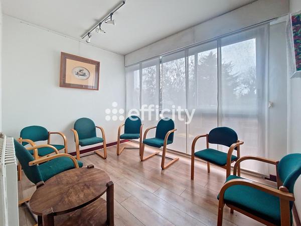 Local Commercial 5 pièces - 94 m²