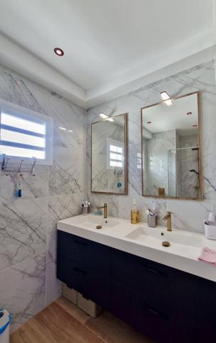 Gosier (97190) Appartement d’exception en duplex à Bas-du-Fort – Vue mer panoramique, prestations haut de gamme