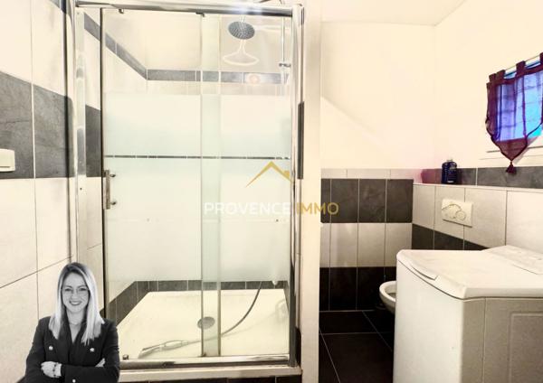 Eyguières (13430) T2 EN REZ DE JARDIN AVEC TERRASSE ET PLACE DE PARKING, CENTRE VILLE