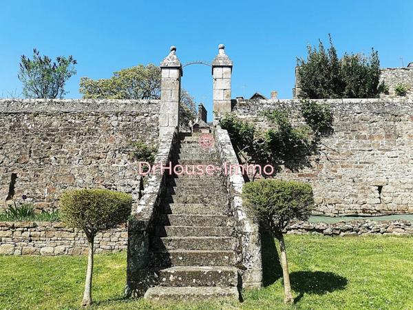 Maison à vendre 11 pièces de 240 m²