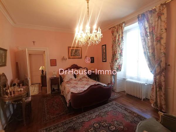 Maison à vendre 11 pièces de 240 m²