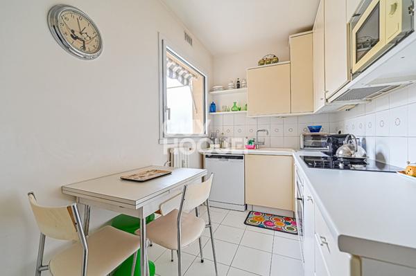 Très bel appartement familial - 95 m2 + Balcons 10 m2 - Expo Sud