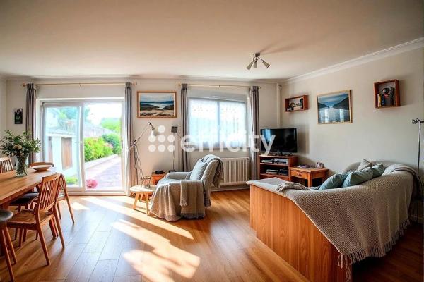 Maison 5 pièces - 96 m² Exclusivité efficity