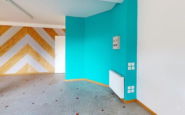 Immeuble à vendre    12 pièces • 191,85 m2 Plouray