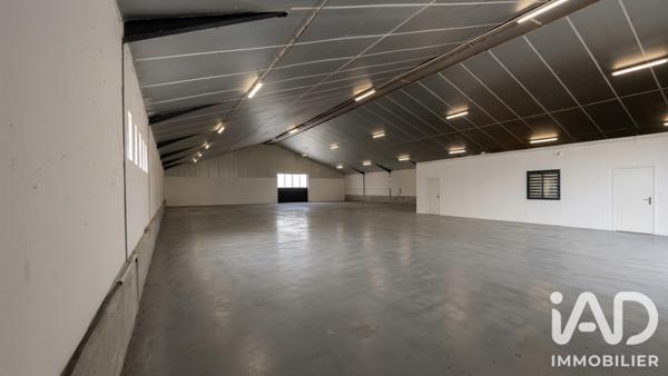 Immeuble à vendre 680 m² Romenay