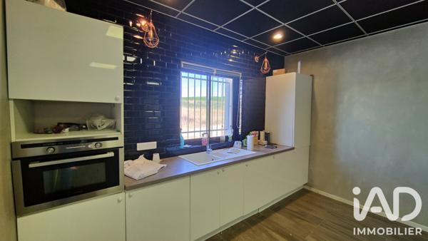 Immeuble à vendre 680 m² Romenay