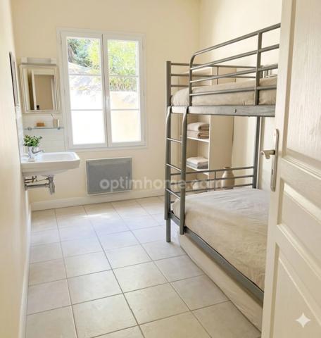 CHARMANTE MAISON RÉTAISE AVEC JARDIN CLOS ET TERRASSE ET  GARAGE AU CŒUR DE LOIX