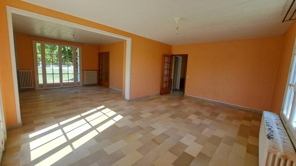Maison à vendre 8 pièces VIC SUR AISNE (02) - TRAVAUX A PREVOIR