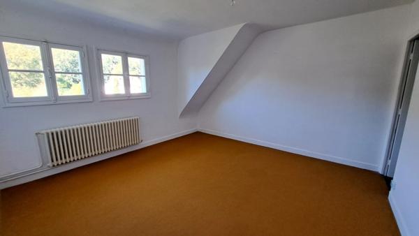 Maison à vendre 8 pièces VIC SUR AISNE (02) - TRAVAUX A PREVOIR